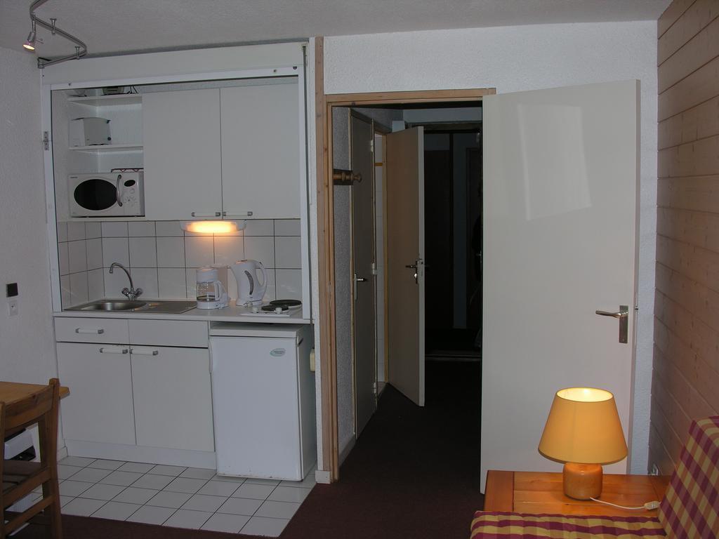 Les Nereides Studios Et Appartements Brides Les Bains Exterior foto