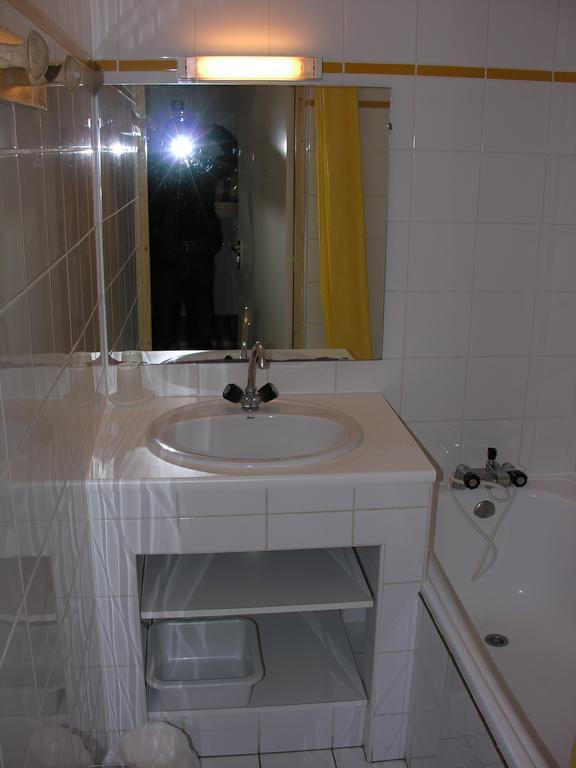 Les Nereides Studios Et Appartements Brides Les Bains Exterior foto